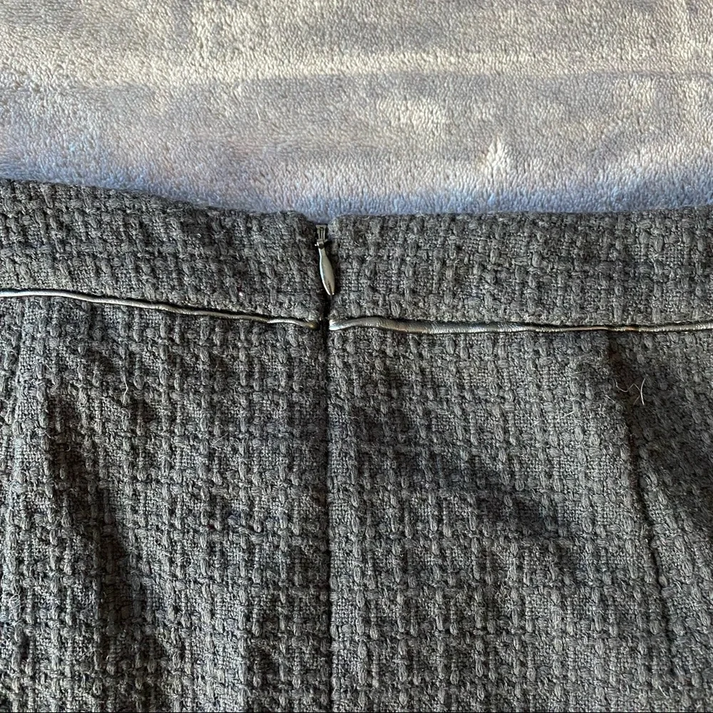 White House Black Market Black Large Button Tweed and faux leather Skirt size 8 - Picture 6 of 12